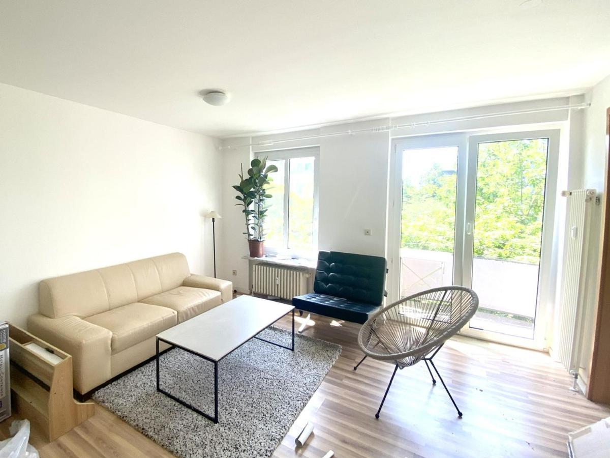 שונפלד Ber, Quiet, Green, View, Near Terminal, Berlin Parking מראה חיצוני תמונה