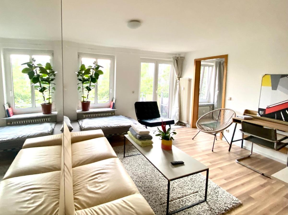 שונפלד Ber, Quiet, Green, View, Near Terminal, Berlin Parking מראה חיצוני תמונה